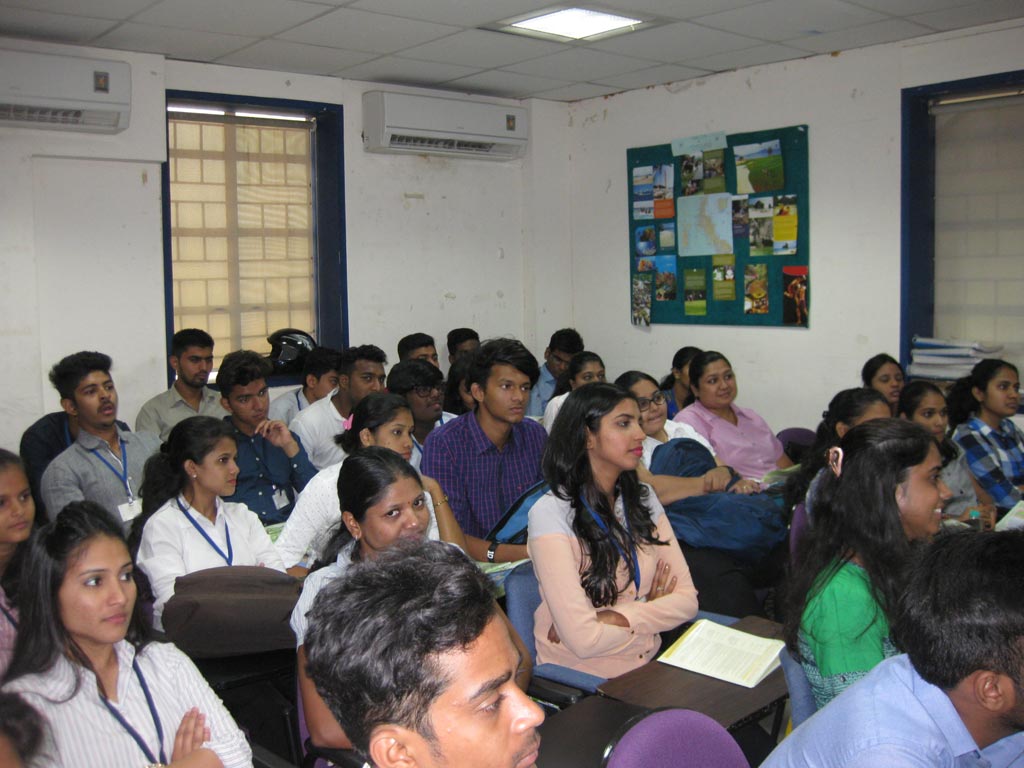 hotel management colleges mumbai